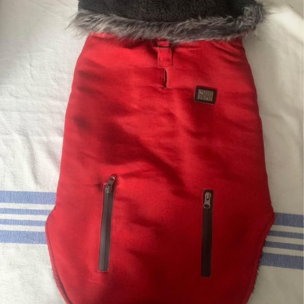 NORTH FETCH Red Dog Vest with Faux Fur Trim